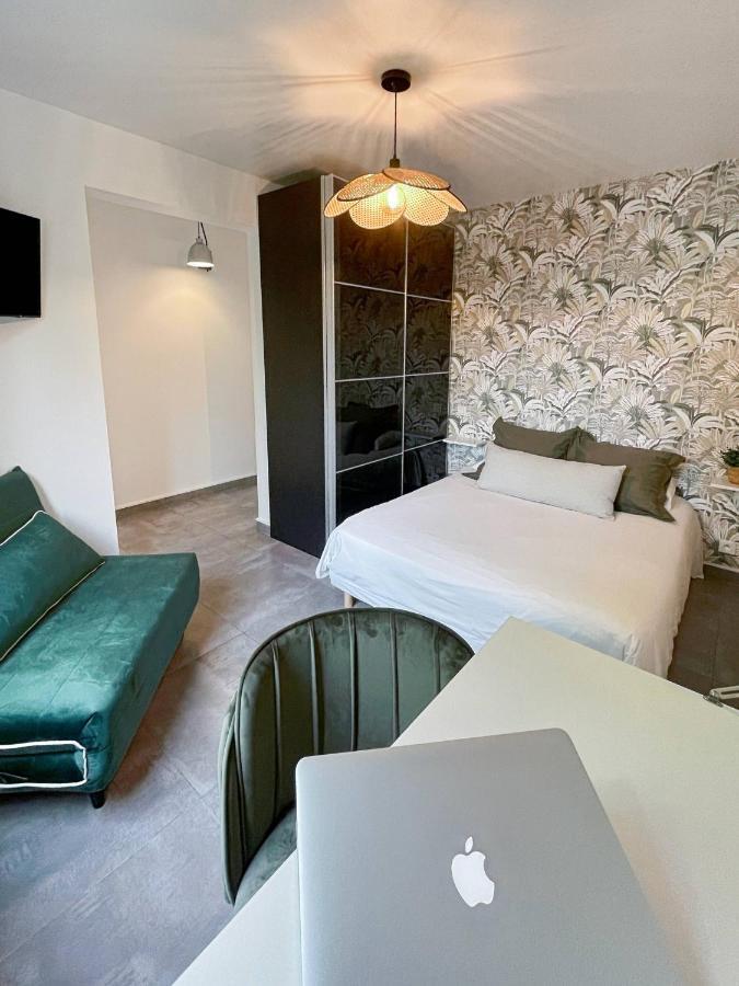 Auteuil • 4 Chambres • Wifi • Metro A 400M แรนส์ ภายนอก รูปภาพ
