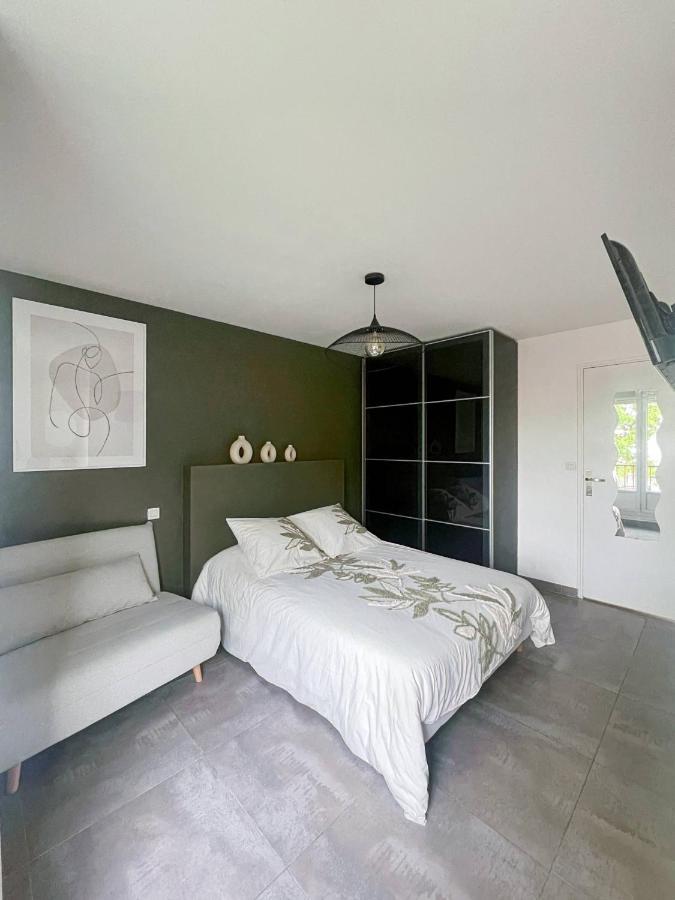 Auteuil • 4 Chambres • Wifi • Metro A 400M แรนส์ ภายนอก รูปภาพ